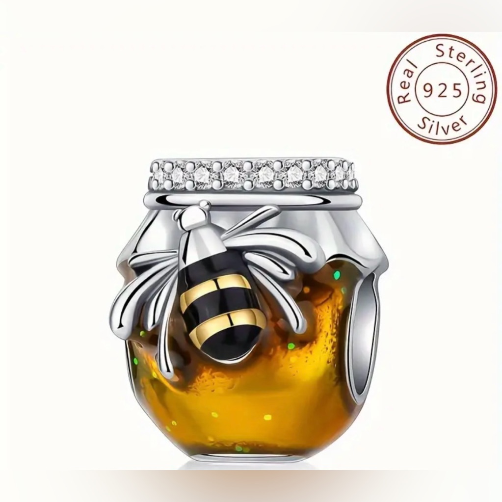 925 Bumblebee On Honey Jar